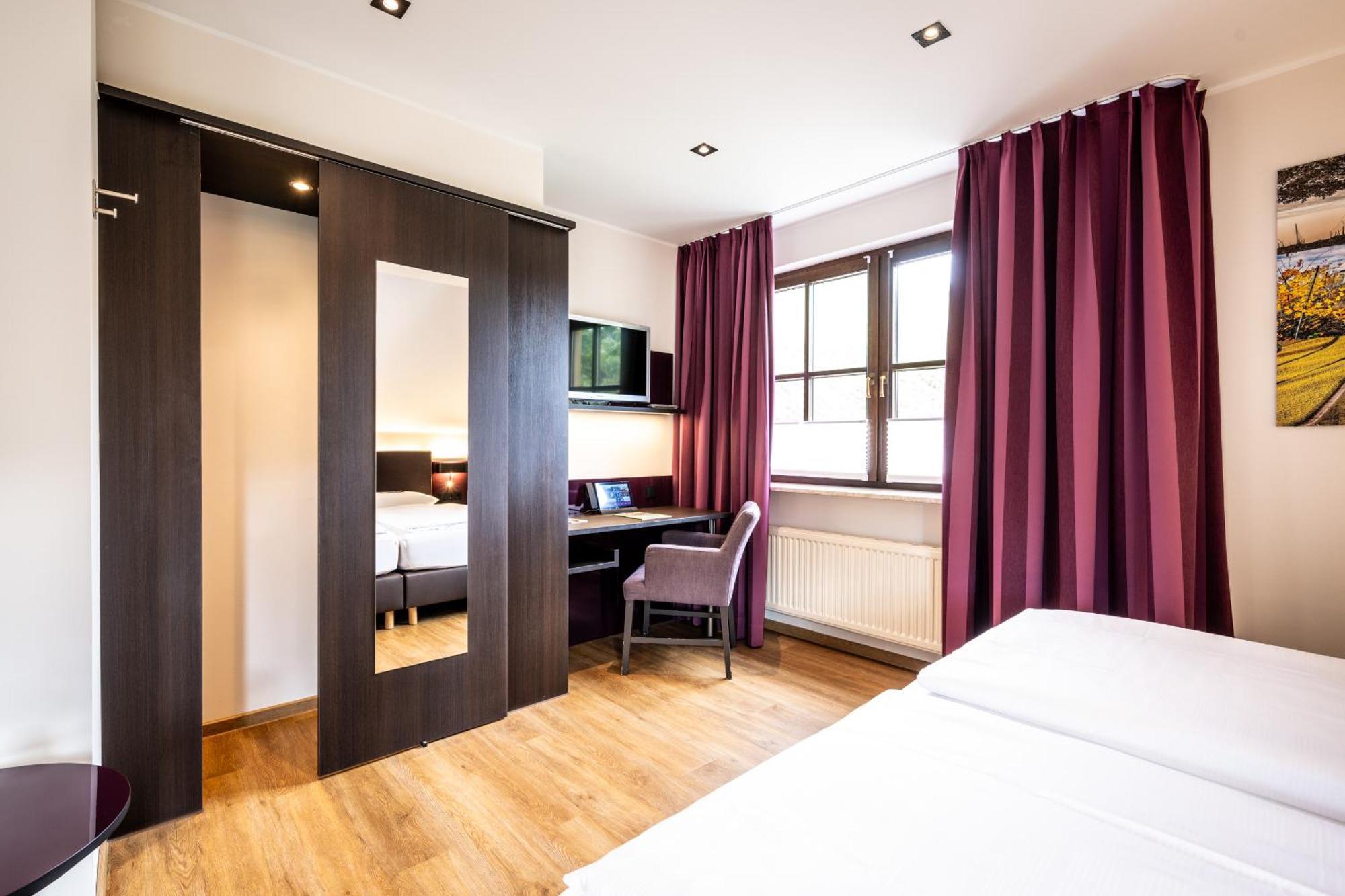 Ockfen Weinhotel Restaurant Klostermuehle מראה חיצוני תמונה
