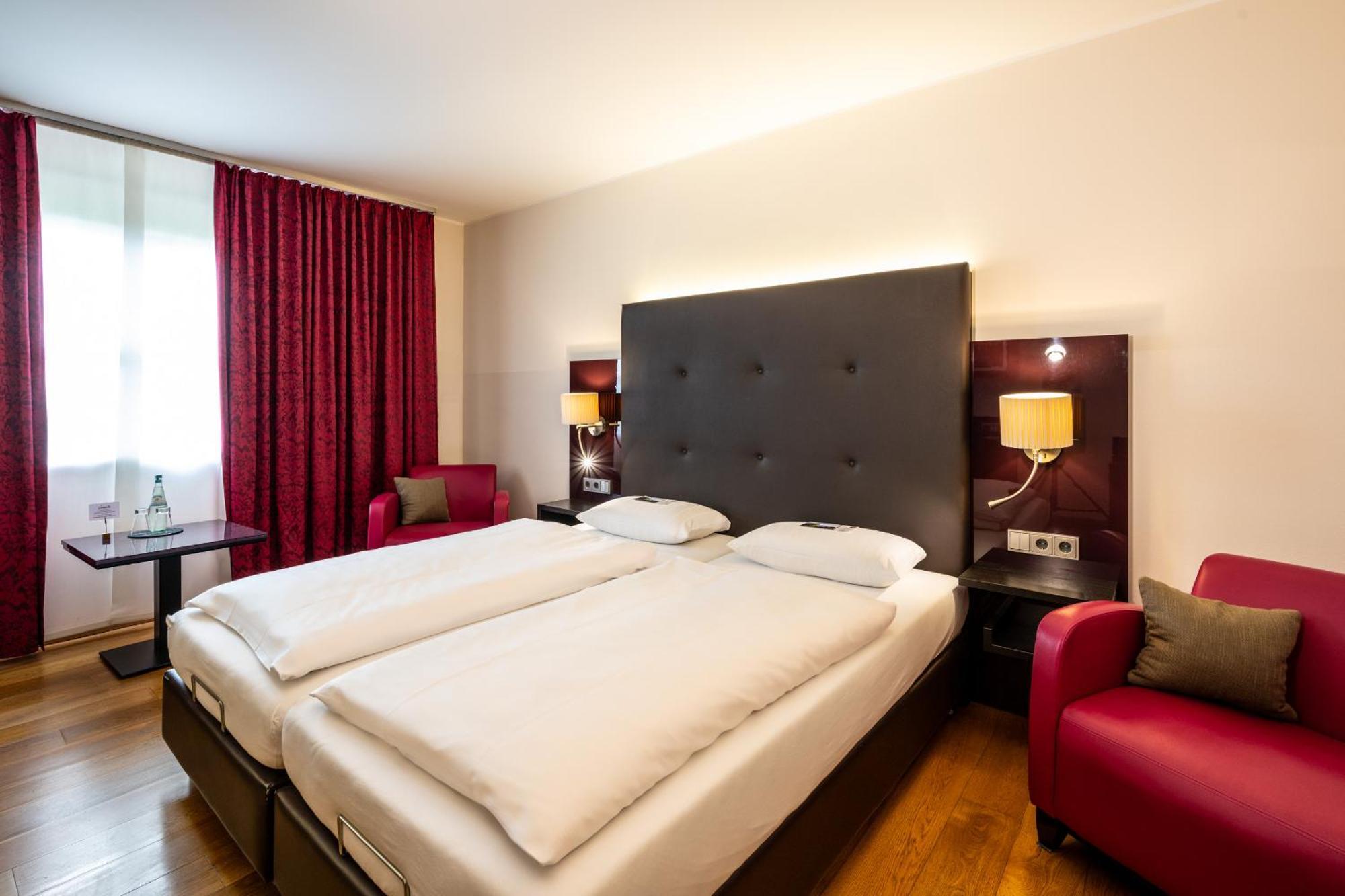 Ockfen Weinhotel Restaurant Klostermuehle מראה חיצוני תמונה